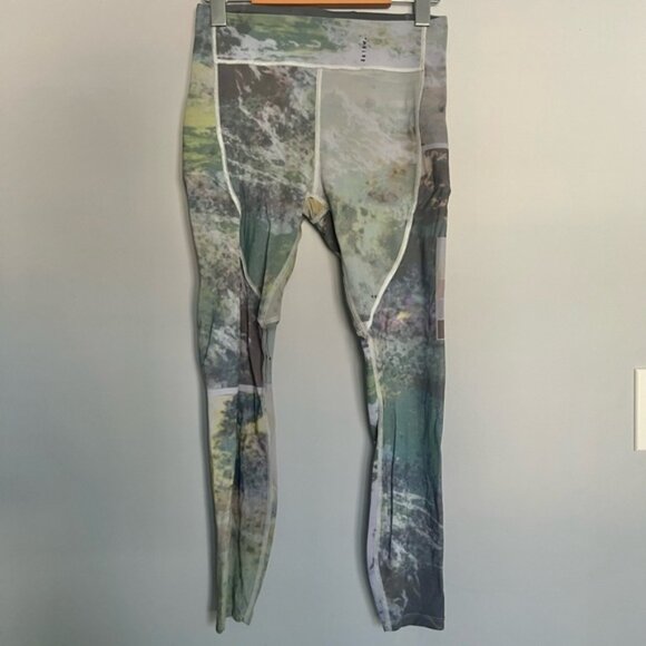 Rare Lululemon Lab Nulux and Mesh High Rise Tight 25” Apparition Multi Size 8 - Picture 1 of 7